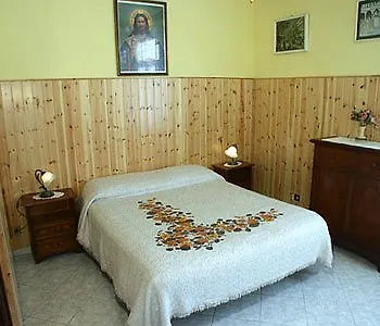 B&B Rifugio San Francesco Lido di Ostia 3*,  Italia